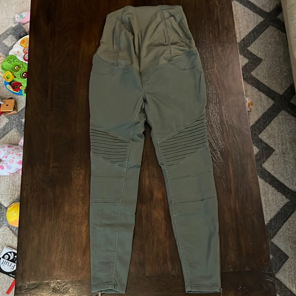 Isabel maternity jeggings- Olive, size 2
